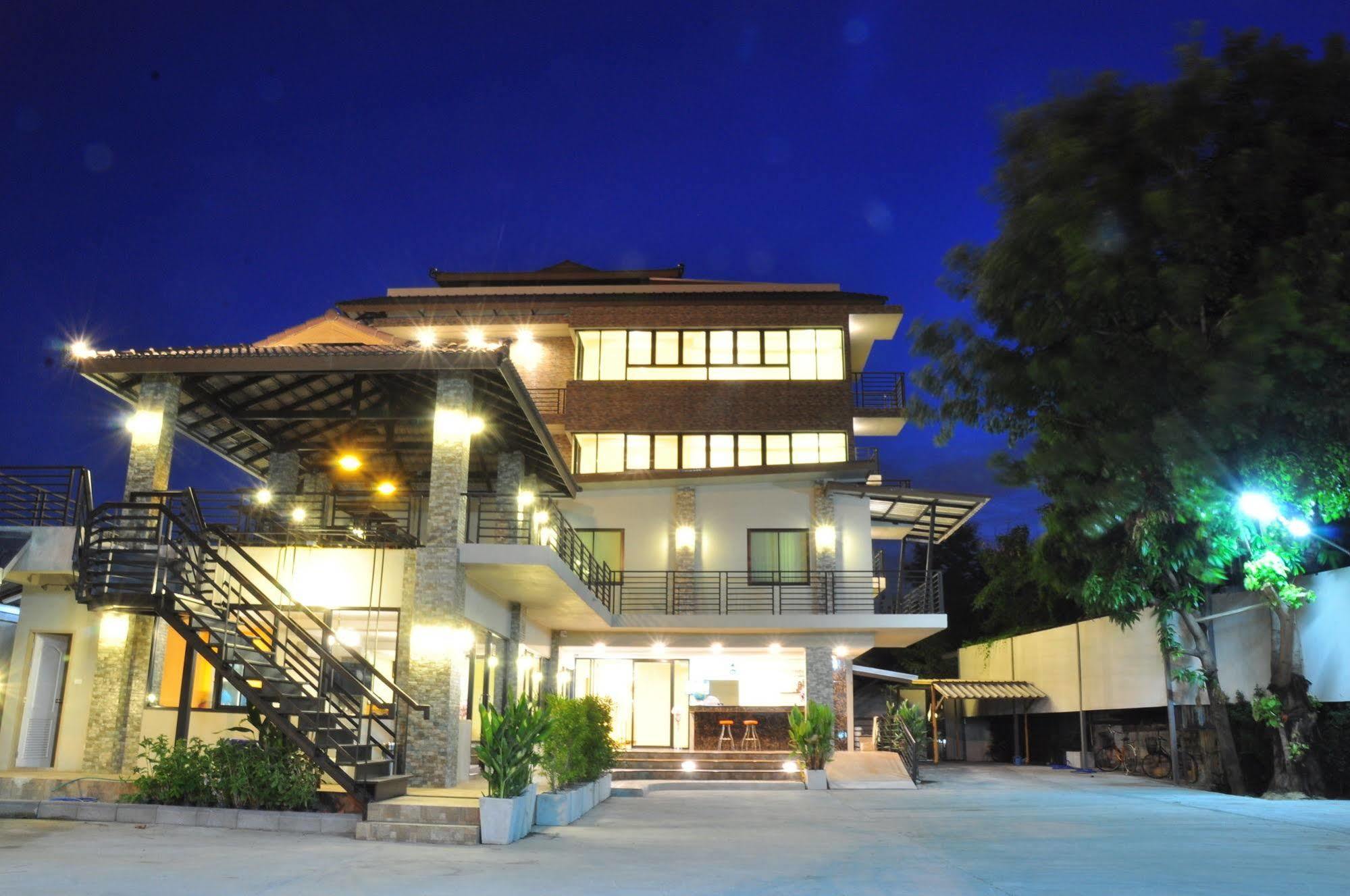 The Bloom Residence @ Suvarnabhumi Bangkok Exterior photo